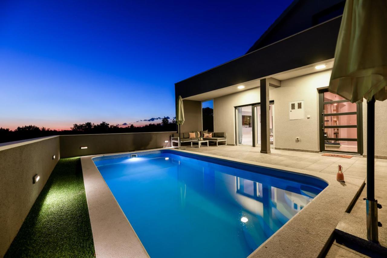 Luxurious Villa Natali Pridraga Εξωτερικό φωτογραφία